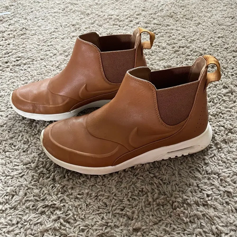 Nike Women's Air Max Thea Mid Sneaker Boots Chelsea boot in Ale Brown size 8.5